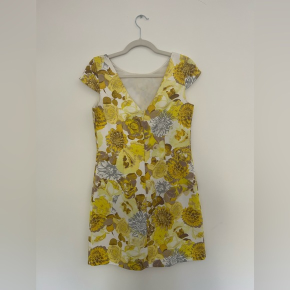 Yellow, floral dress with cap sleeves and rhinestone embellishment - Picture 2 of 2